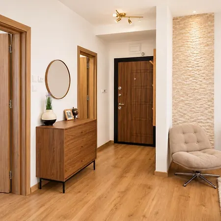 Sea-view 1br Near Dentaprime W/ Free Parking Варна