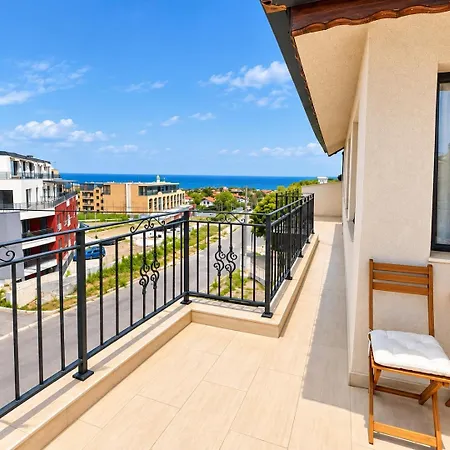 Апартаменты Sea-view 1br Near Dentaprime W/ Free Parking Варна