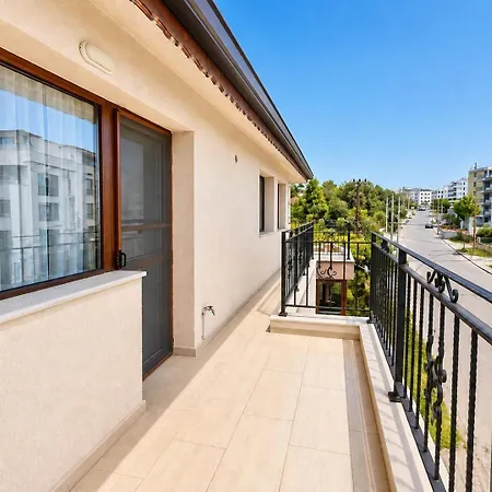 Sea-view 1br Near Dentaprime W/ Free Parking Апартаменты *